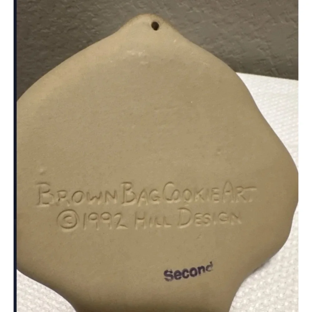Lot of 2 Vintage Brown Bag Cookie Art Molds 1992 Hummingbird & Basket of Hearts